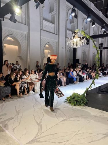 Fashion Week, Dubai – 2024 (5)